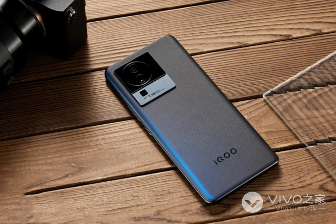 iQOO Neo7 竞速版摄像头有美颜功能吗
